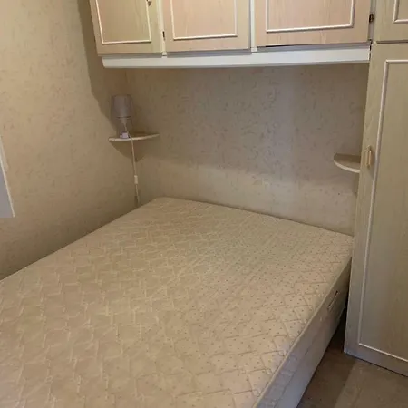 78 Rue Bouffard Mobilhom דירה *